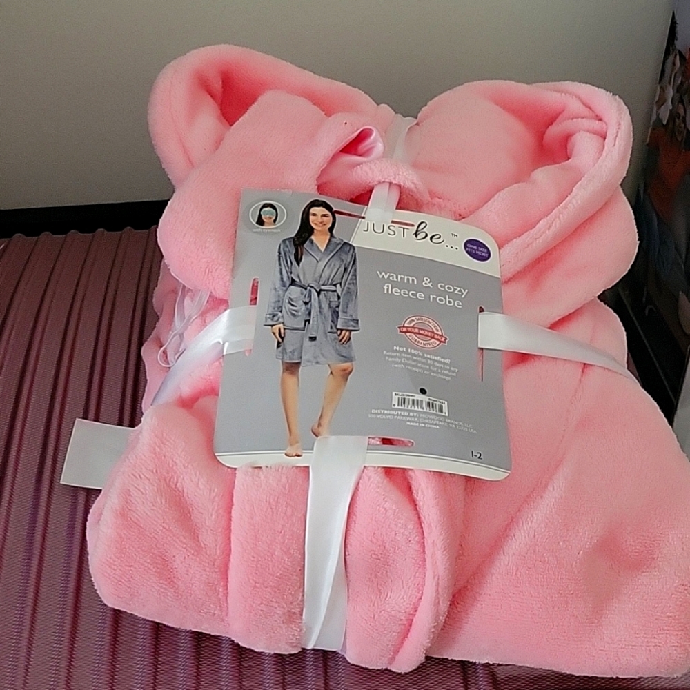 Ladies pink robe